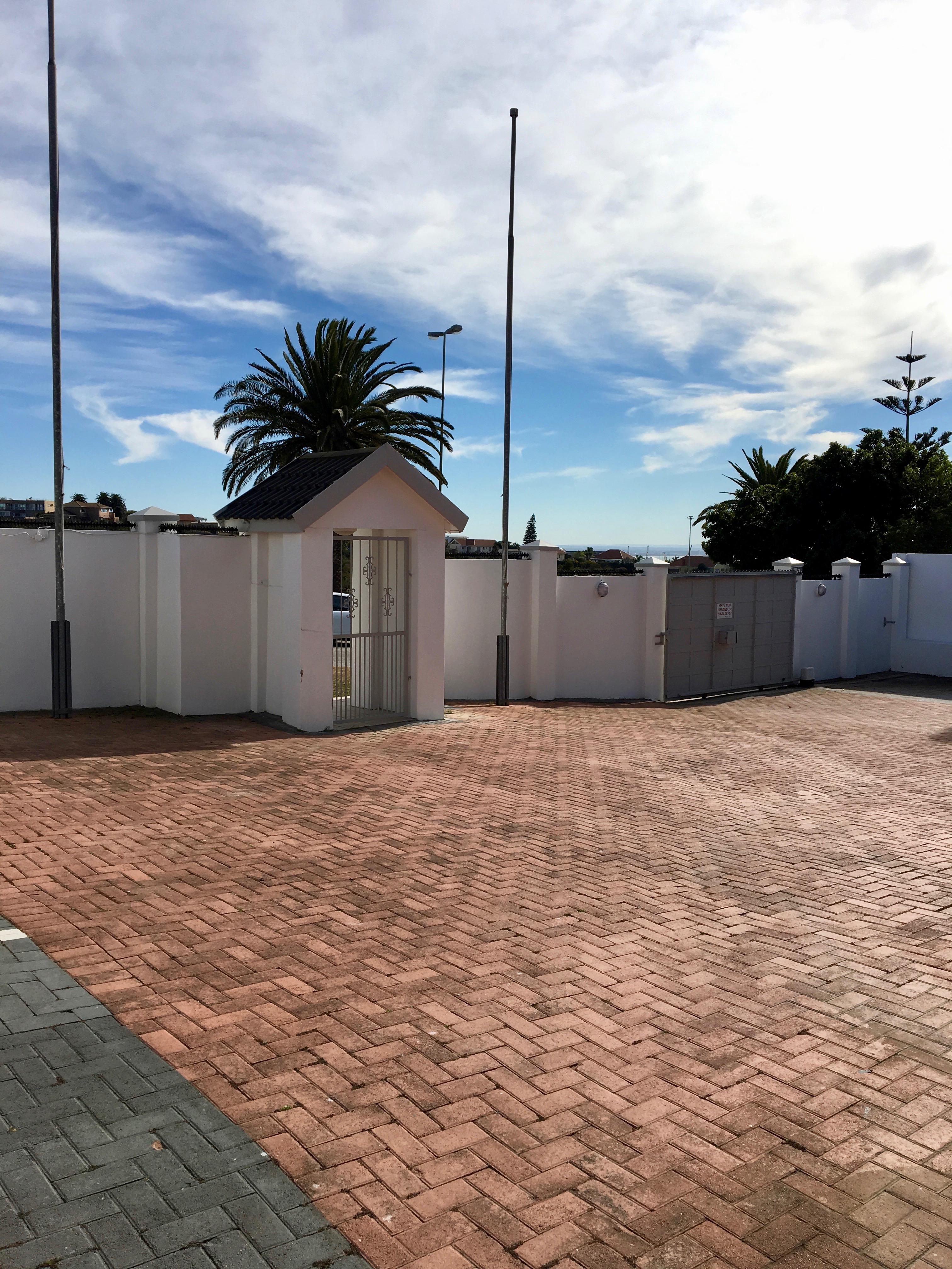 La Mer Guesthouse Port Elizabeth Extérieur photo