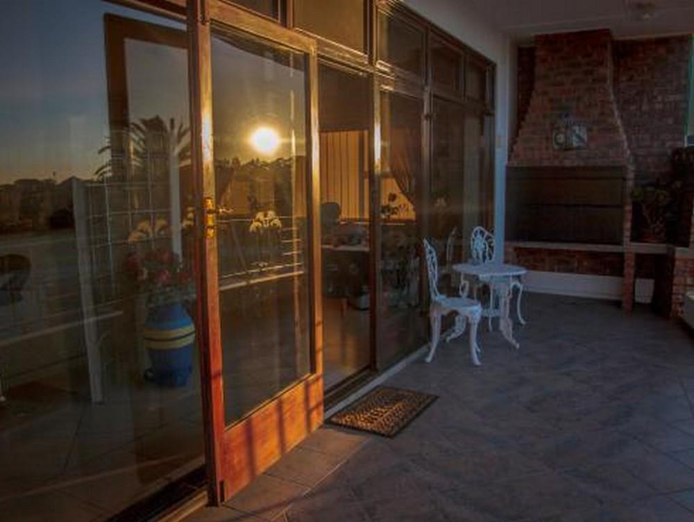 La Mer Guesthouse Port Elizabeth Extérieur photo